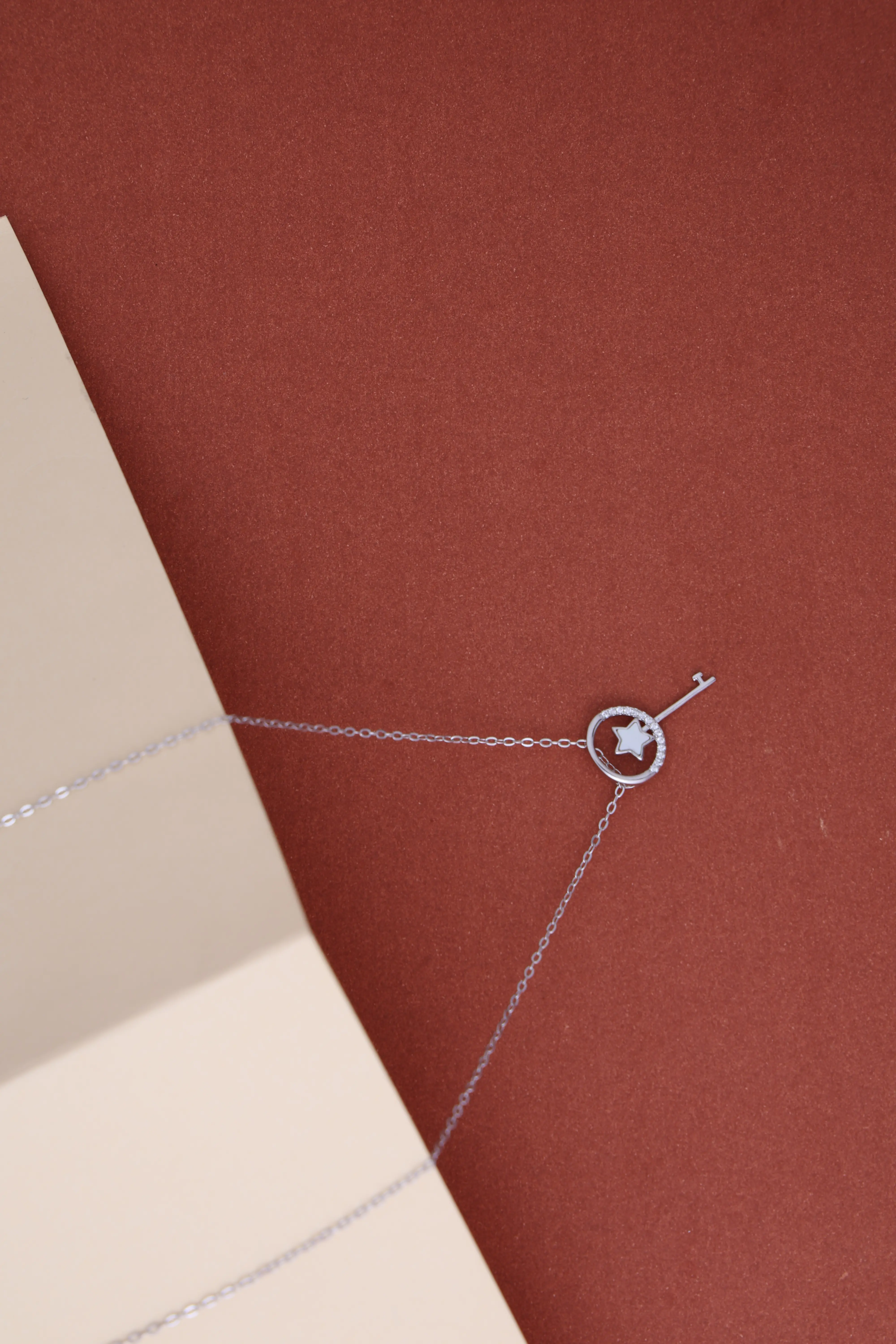 Chain and pendant 2